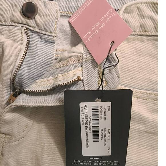 PrettyLittleThing Denim Shorts High Rise Bleach Wash Jeans Women's 4 - Picture 6 of 7